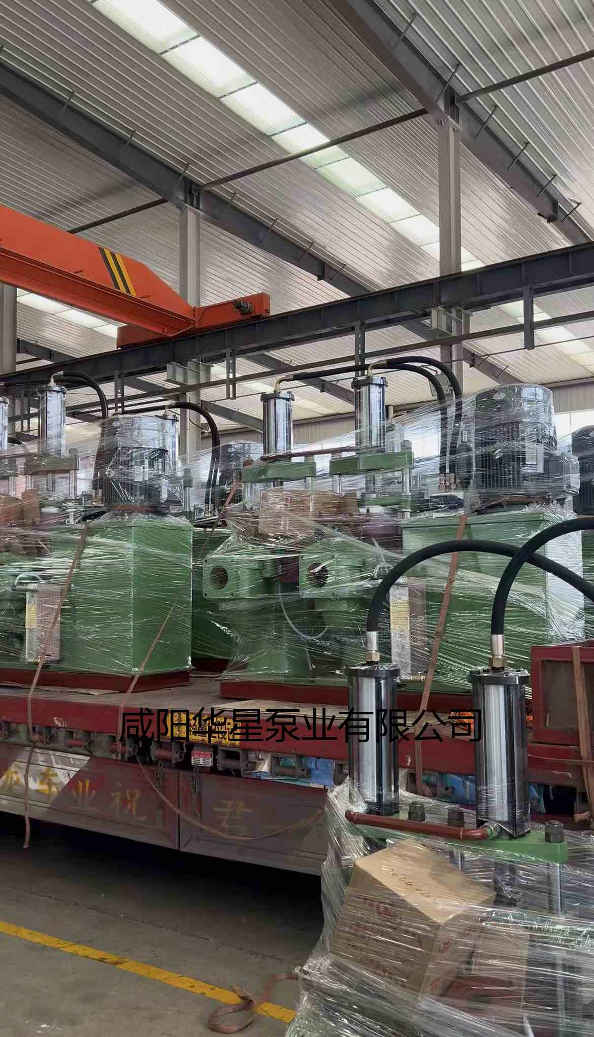 一车YB300咸阳柱塞泵装车发货